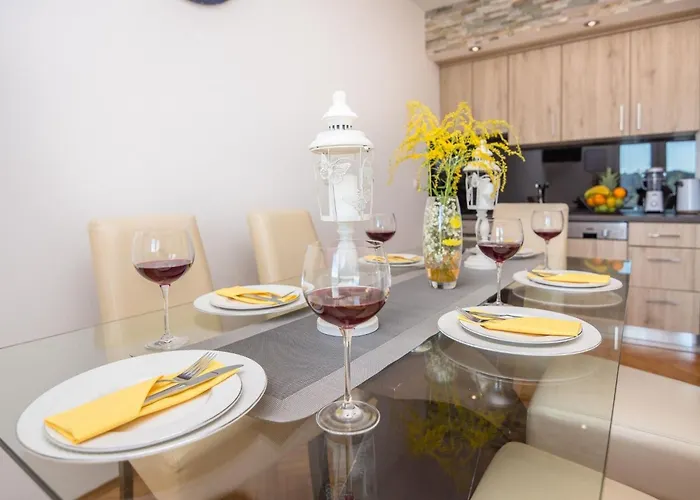 شقة Radovic Nives By Interhome